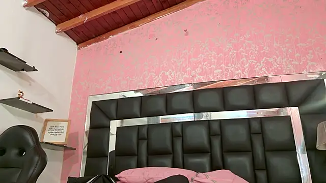 Sofia martiin online show from 11.01.25