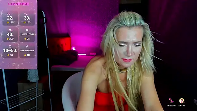 Luna  Lewis online show from 12.04.24