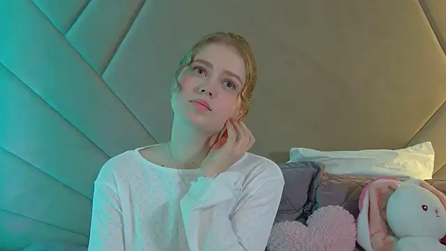 Snapshot of SelinSwarovski chatting on 03.04.26 SelinSwarovski online show from 03.04.26