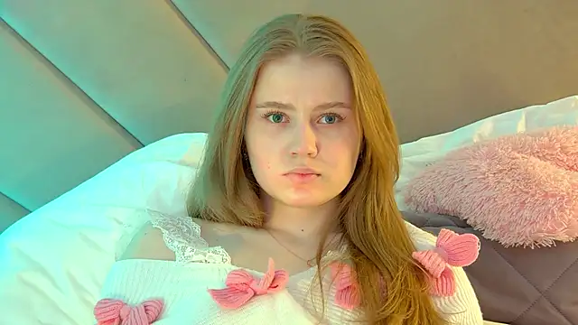 Snapshot of SelinSwarovski chatting on 03.09.26 SelinSwarovski online show from 03.09.26