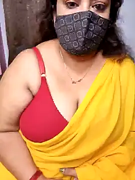 Snapshot of Cute_Bellaa chatting on 02.02.25 Cute Bellaa online show from 02.02.25