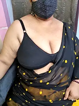 Snapshot of Cute_Bellaa chatting on 03.16.25 Cute Bellaa online show from 03.16.25