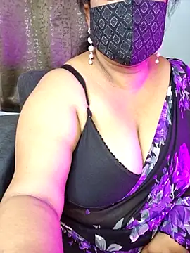 Snapshot of Cute_Bellaa chatting on 03.19.25 Cute Bellaa online show from 03.19.25