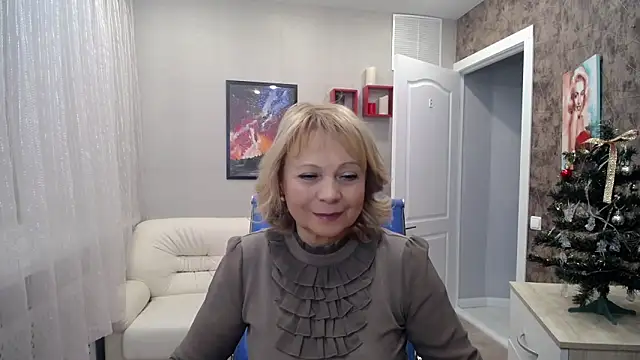 Snapshot of Milla_Cutie18 chatting on 01.06.25 Milla Cutie18 online show from 01.06.25
