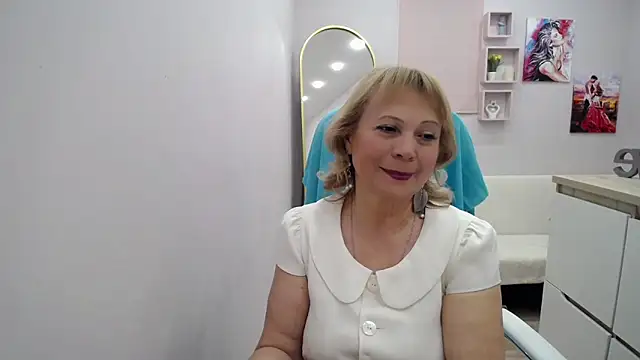 Milla Cutie18 online show from 02.03.26