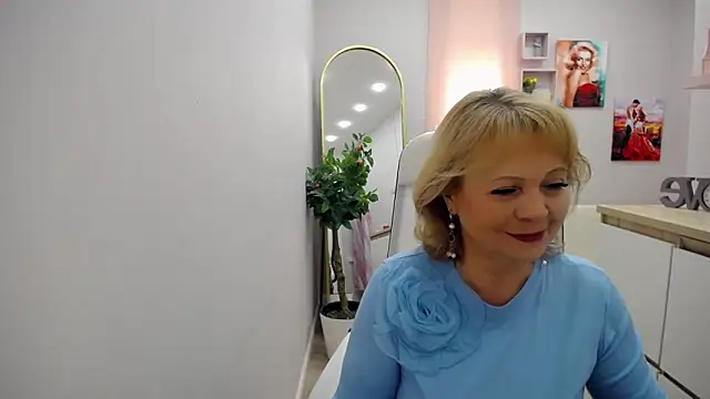 Milla Cutie18 online show from 04.06.26