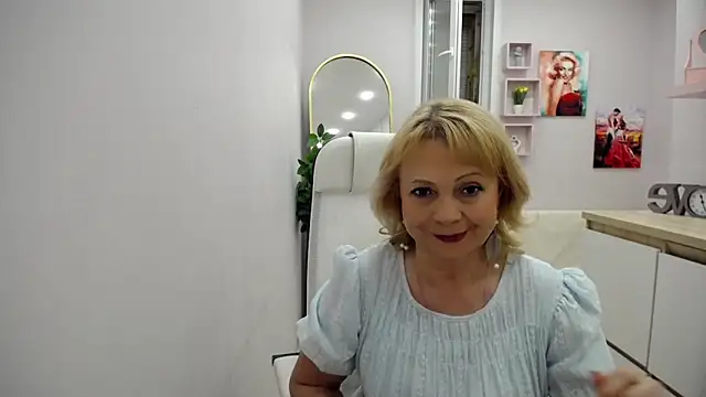 Snapshot of Milla_Cutie18 chatting on 05.25.26 Milla Cutie18 online show from 05.25.26