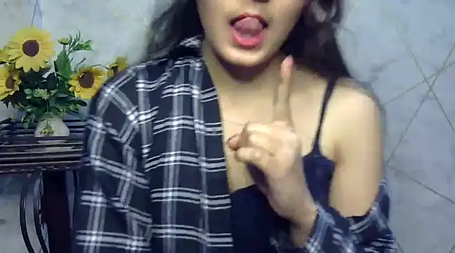 Snapshot of sonam_love- chatting on 03.03.25 sonam love- online show from 03.03.25