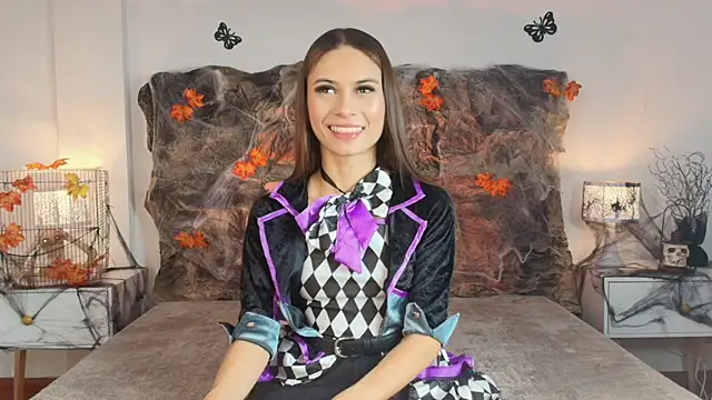 NicolMiller4 online show from 10.02.25