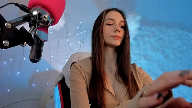 AveAngela online show from 12.12.24