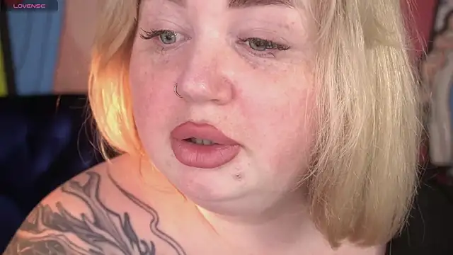 ZaraReignn online show from 03.31.26