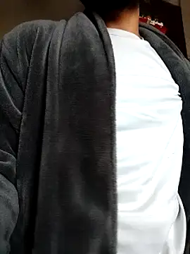 Snapshot of hairyserious chatting on 03.02.25 hairyserious online show from 03.02.25