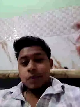 Snapshot of sailord chatting on 01.03.25 sailord online show from 01.03.25