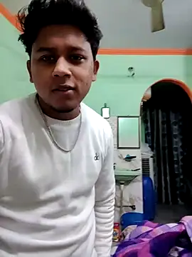 Snapshot of sailord chatting on 01.07.25 sailord online show from 01.07.25