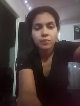 Snapshot of 02julieta chatting on 12.14.24 02julieta online show from 12.14.24