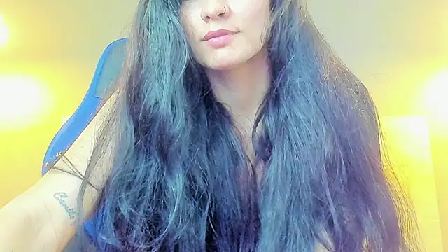 elissa iris online show from 01.02.25