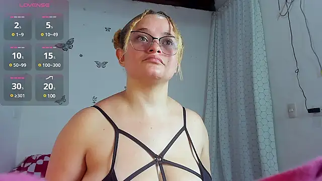 Mila Volkovich online show from 12.05.24