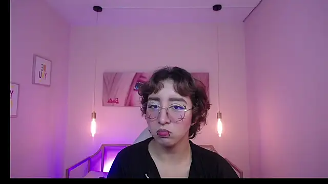 Xayah 77 online show from 02.15.25