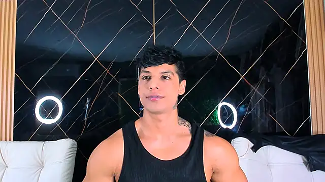 Owen Muzcle online show from 01.14.26