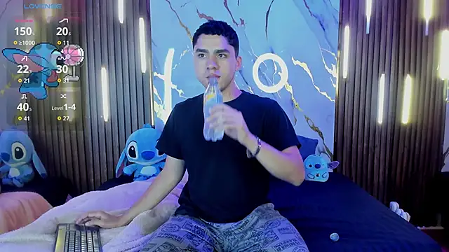 LiamNovak online show from 11.23.25