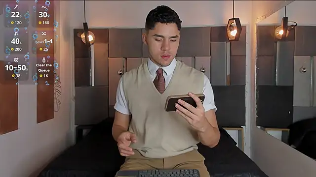 LiamNovak online show from 12.22.25