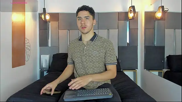 LiamNovak online show from 01.08.26