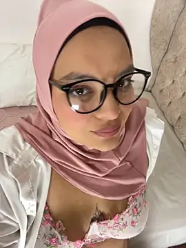 Snapshot of Mistyboobs chatting on 10.06.25 Mistyboobs online show from 10.06.25