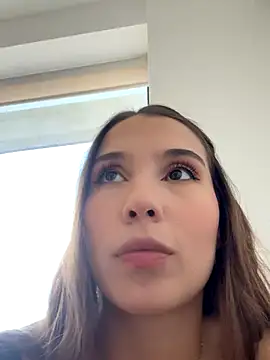 SophieRaily  online show from 09.24.25