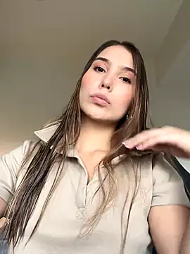 SophieRaily  online show from 09.30.25