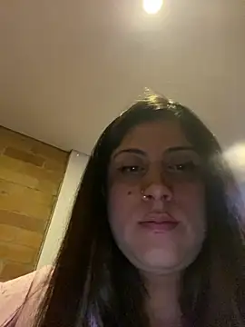 girl anni online show from 01.25.25