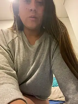 girl anni online show from 02.19.25