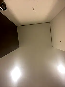 Snapshot of girl_anni chatting on 09.20.25 girl anni online show from 09.20.25