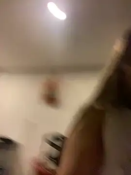 Snapshot of girl_anni chatting on 10.02.25 girl anni online show from 10.02.25