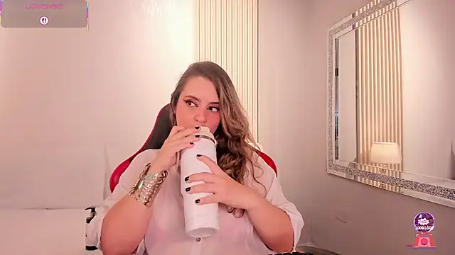 GinnaGrace online show from 10.08.25