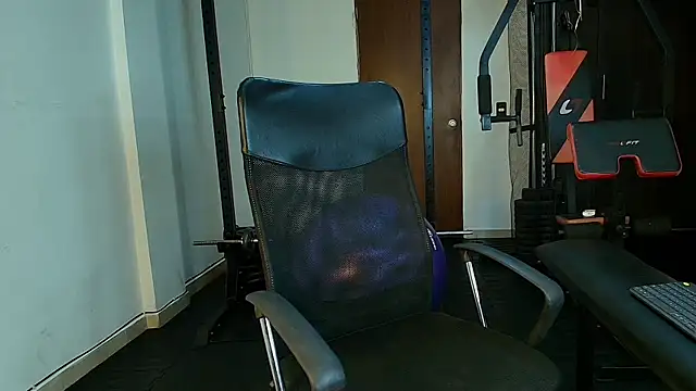 Violetrousse online show from 01.26.25