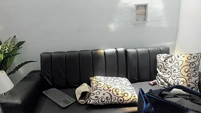 Mia petite01 online show from 11.15.25