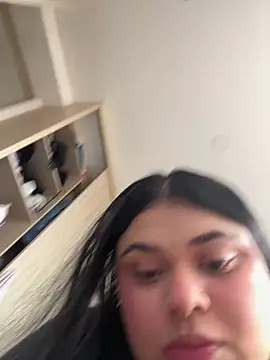 alissonfernandez  online show from 02.12.25