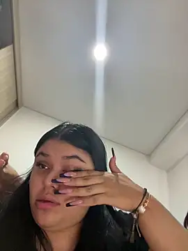 alissonfernandez  online show from 02.27.25