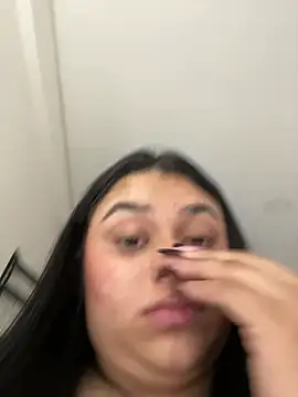 alissonfernandez  online show from 03.01.25