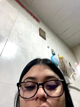 alissonfernandez  online show from 09.21.25