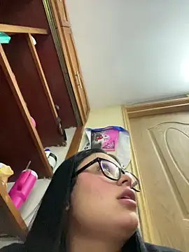 Snapshot of alissonfernandez_ chatting on 02.06.26 alissonfernandez online show from 02.06.26