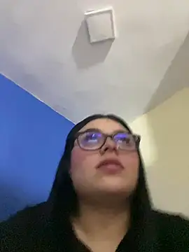 Snapshot of alissonfernandez_ chatting on 02.28.26 alissonfernandez online show from 02.28.26