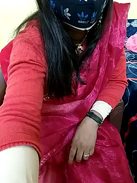 Snapshot of Simran-Kudi chatting on 12.24.24 Simran-Kudi online show from 12.24.24