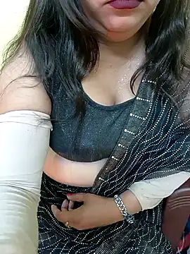 Snapshot of Simran-Kudi chatting on 01.10.25 Simran-Kudi online show from 01.10.25