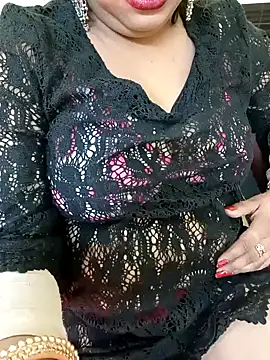 Snapshot of Simran-Kudi chatting on 01.11.25 Simran-Kudi online show from 01.11.25