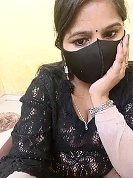 Snapshot of Simran-Kudi chatting on 01.20.25 Simran-Kudi online show from 01.20.25