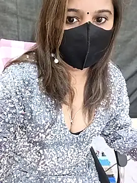 Snapshot of Simran-Kudi chatting on 03.03.25 Simran-Kudi online show from 03.03.25