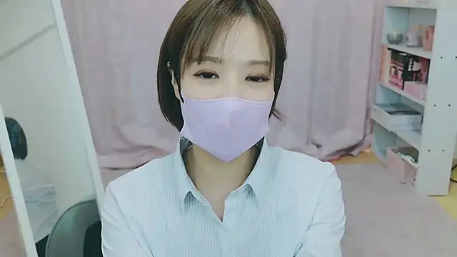 RYOKO desu online show from 12.20.24