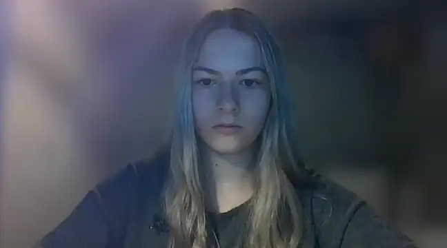 Snapshot of ROSIEx_sweet chatting on 03.20.25 ROSIEx sweet online show from 03.20.25