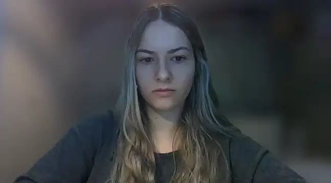 Snapshot of ROSIEx_sweet chatting on 03.20.25 ROSIEx sweet online show from 03.20.25